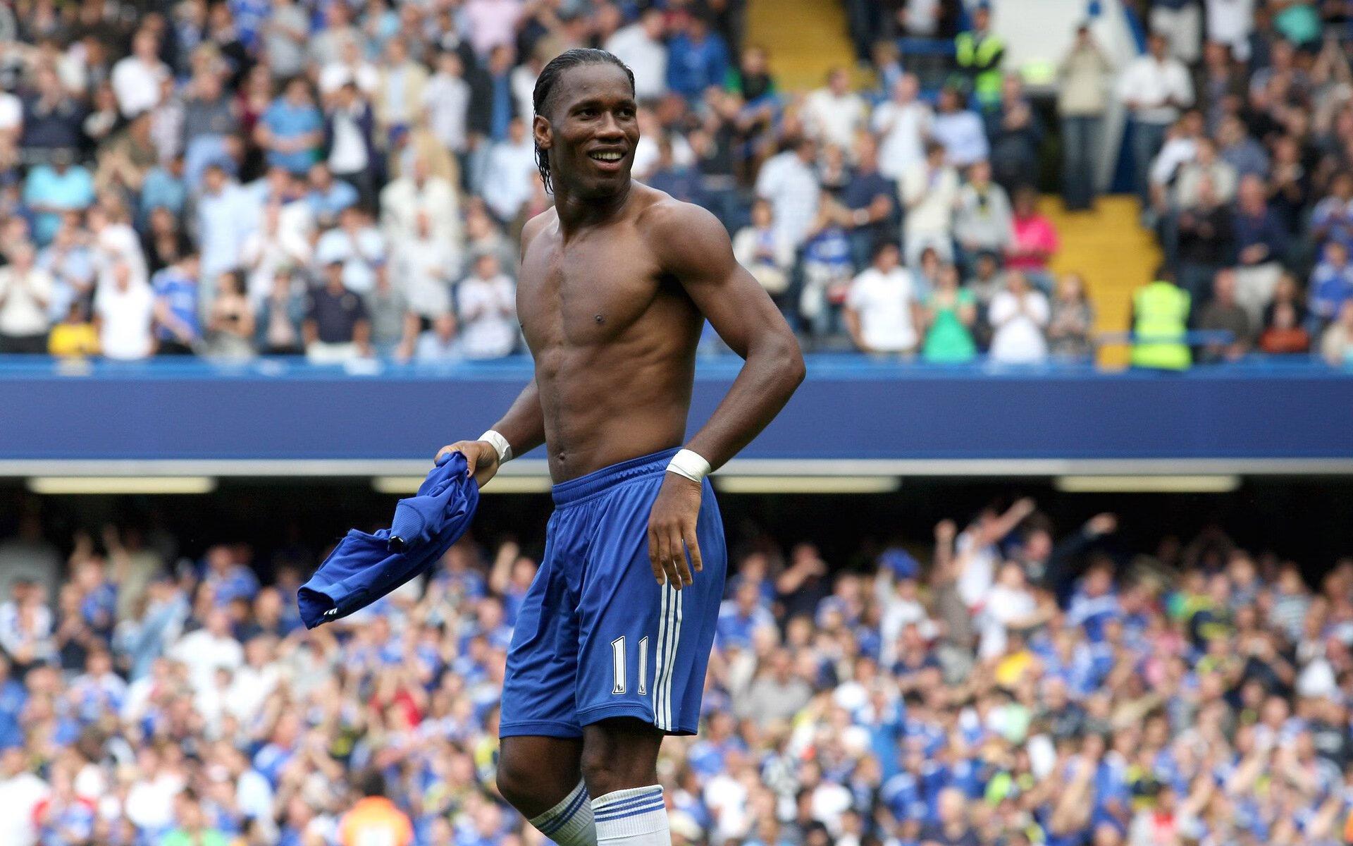 梦剧场永不落幕,红魔的戏剧张力与足球世界的永恒焦点